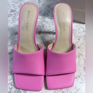 Marc Fisher Danria Women’s Sandal